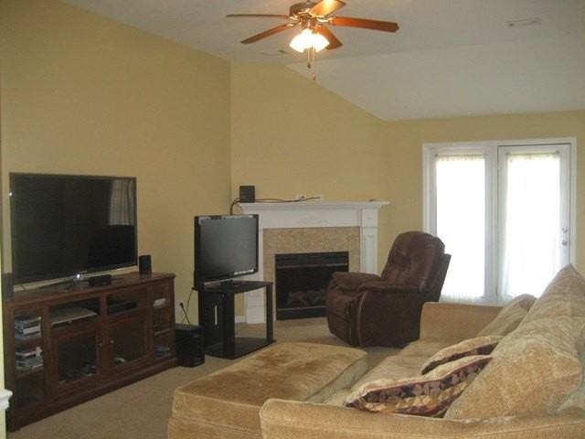 2057 Lake Forest Dr - Photo 2 of 4