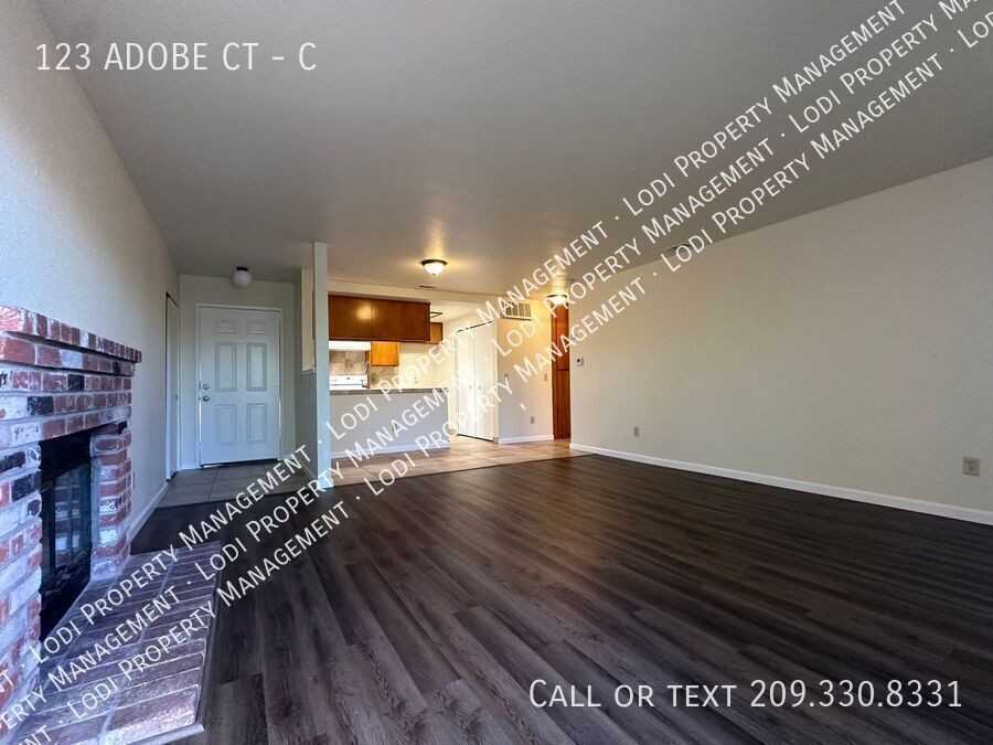 123 Adobe Ct #C - Photo 2 of 17
