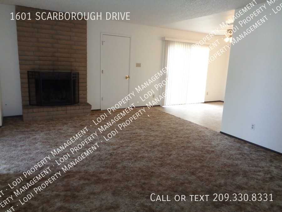 1601 Scarborough Dr - Photo 3 of 16
