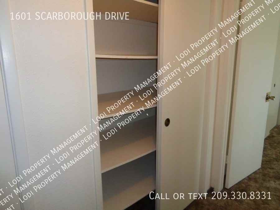1601 Scarborough Dr - Photo 7 of 16