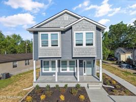 featured image of 2713 Tarleton Ave