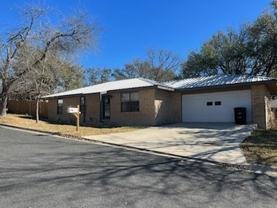 302 Medio Vista Dr - Photo 1 of 1