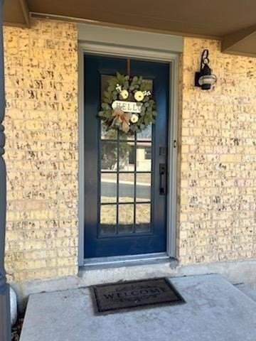 302 Medio Vista Dr - Photo 2 of 17