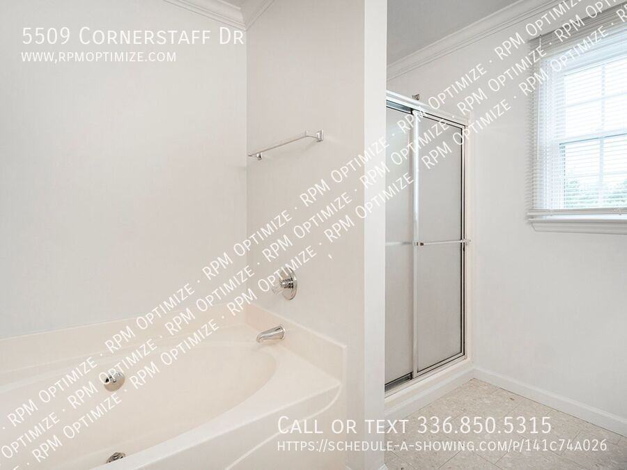 5509 Cornerstaff Dr - Photo 7 of 50