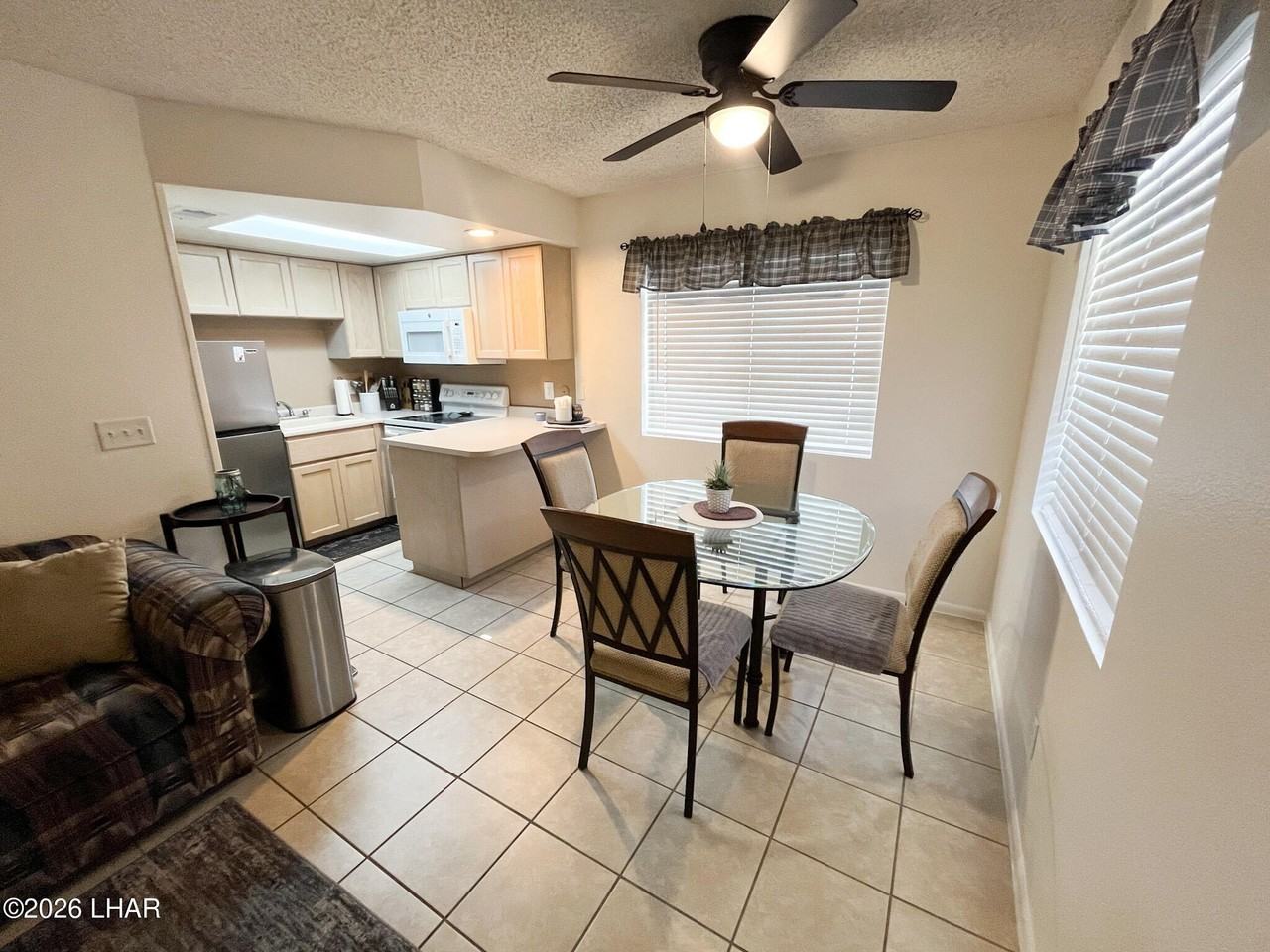 1989 Mesquite Ave #23 - Photo 3 of 9