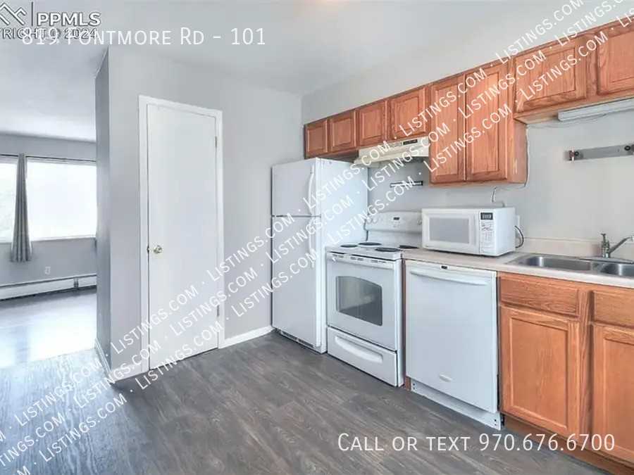 819 Fontmore Rd #101 - Photo 3 of 9