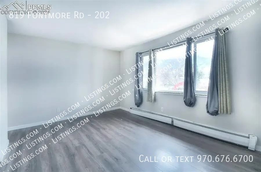 819 Fontmore Rd #202 - Photo 3 of 7