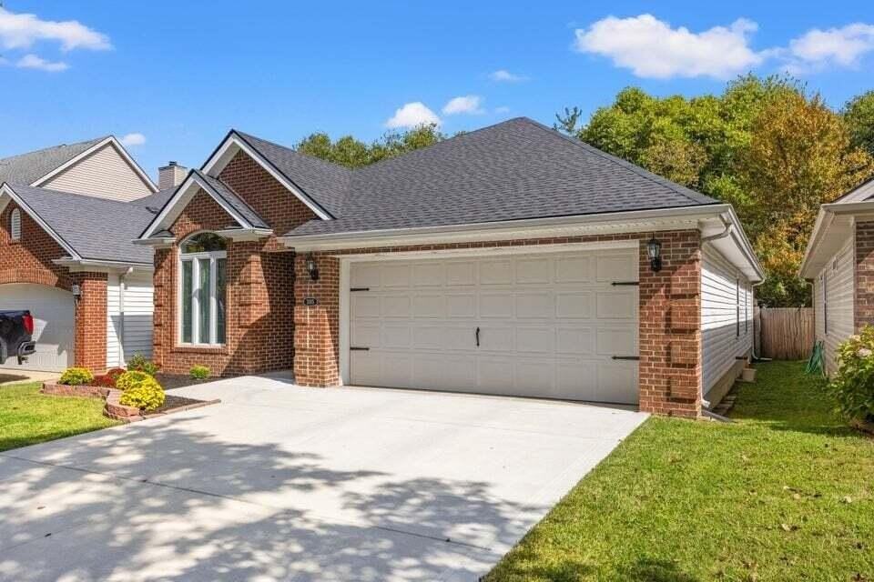 3105 Many Oaks Park - Photo 2 of 12