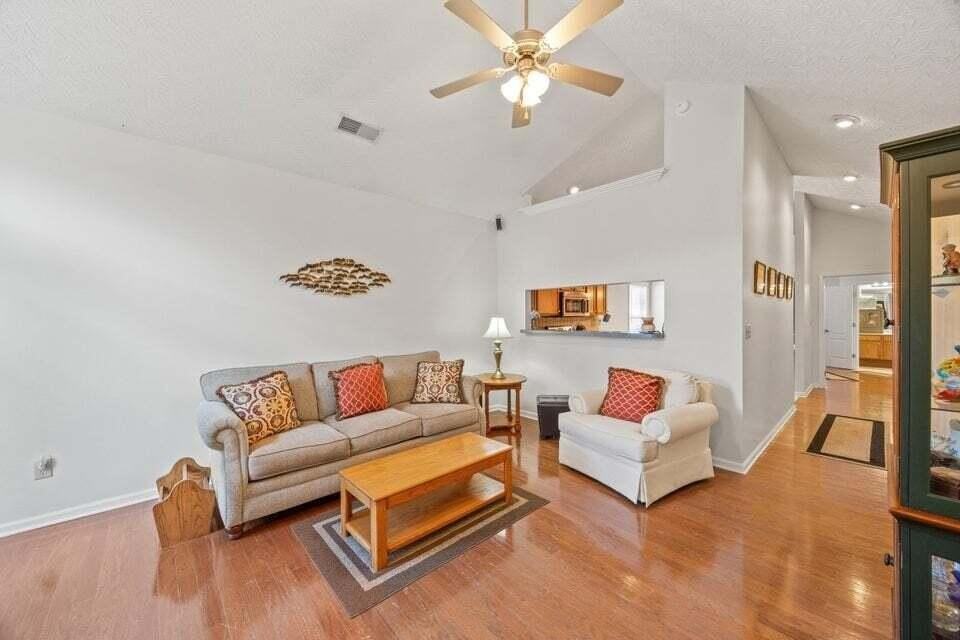 3105 Many Oaks Park - Photo 3 of 12