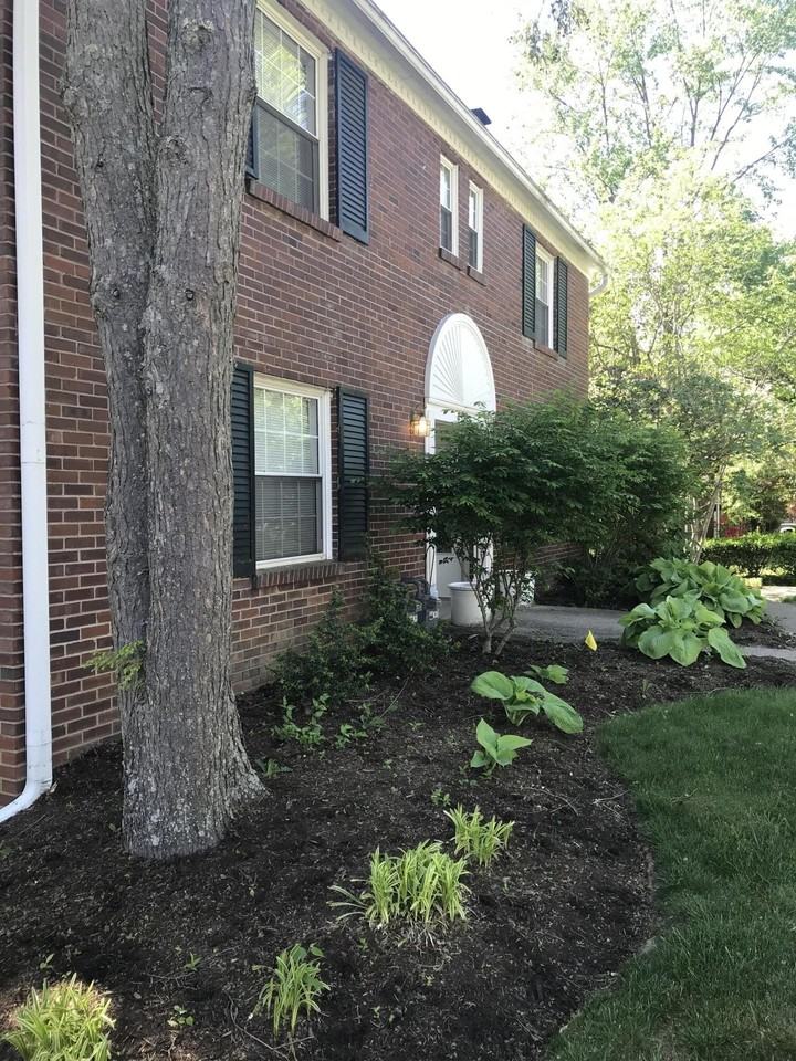 476 Bob O Link Dr #B - Photo 7 of 32