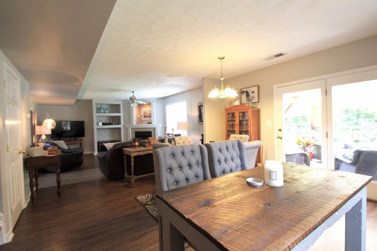897 Henderson Dr - Photo 5 of 43