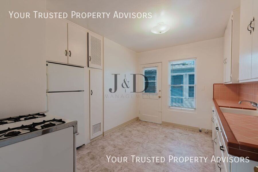 4392 Louisiana St #4392 - Photo 3 of 22