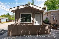 1136 S Quince St - Photo 1 of 1