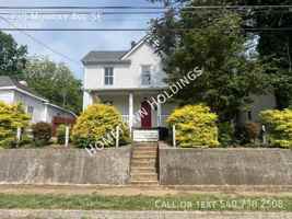 featured image of 730 Murray Ave Se