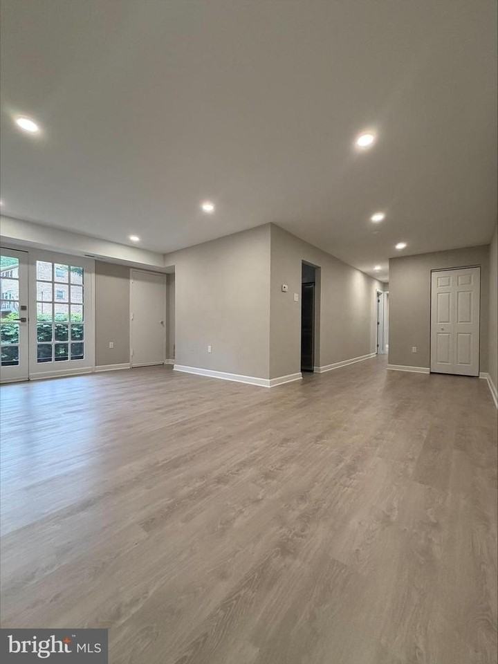 5931 Quantrell Ave - Photo 3 of 13