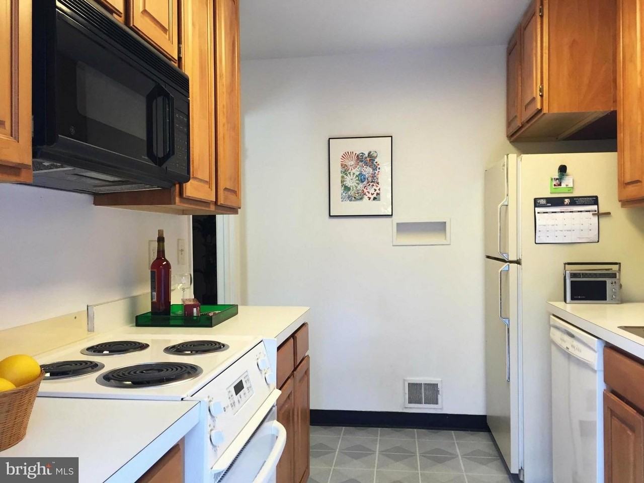 3336 Webley Ct - Photo 7 of 18