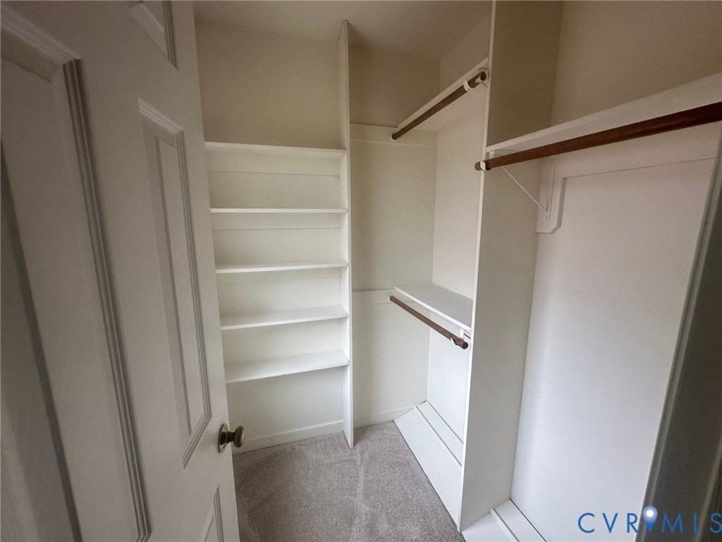 7812 Coachford Ct - Photo 5 of 8
