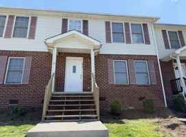 featured image of 670 Republic Rd