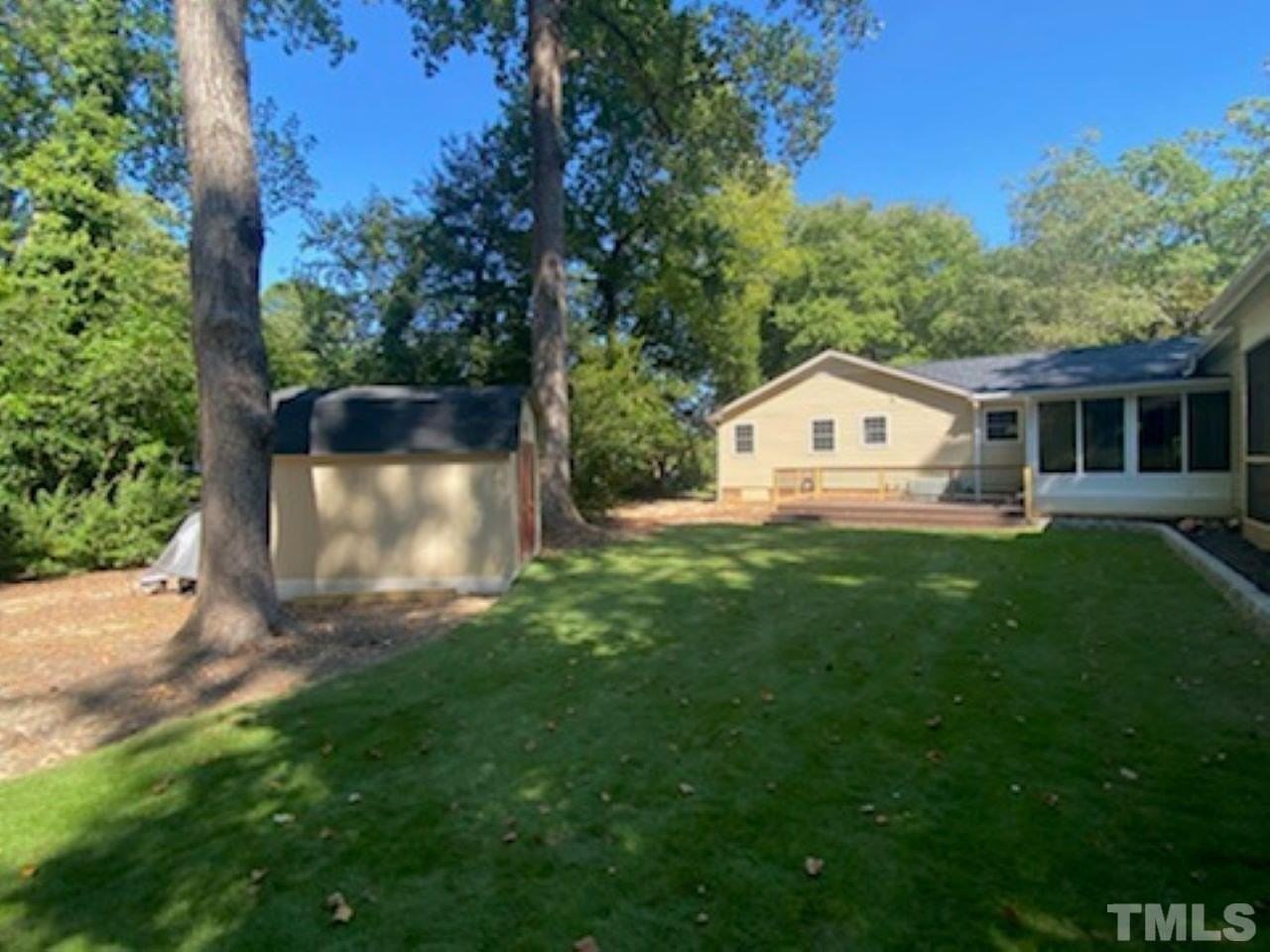404 S Montreal Ct - Photo 6 of 50
