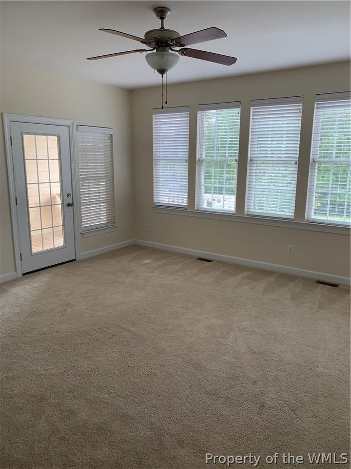 4271 Casey Blvd - Photo 3 of 10