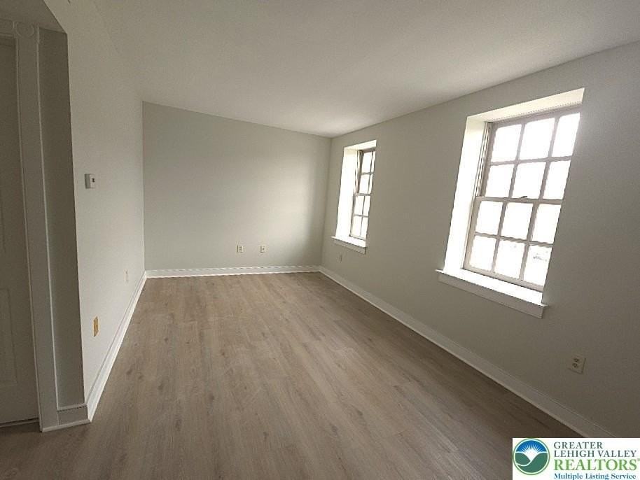 132 Bushkill St #6 - Photo 4 of 6