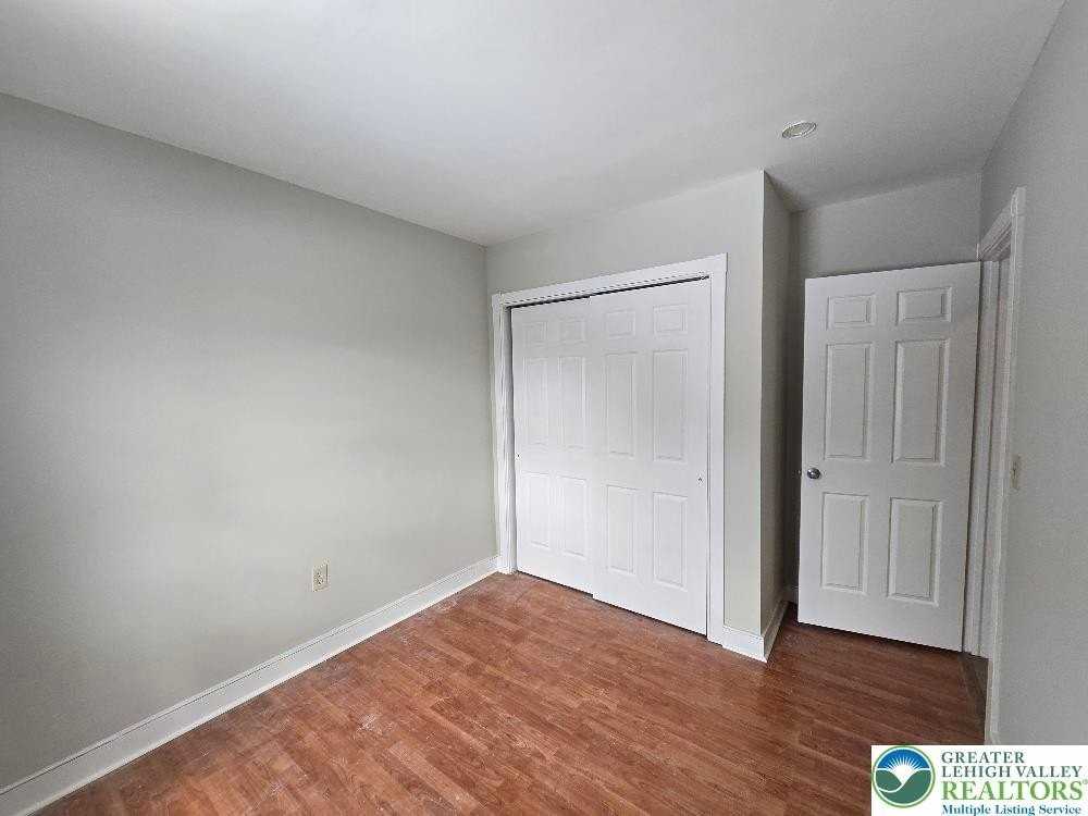 132 Bushkill St #6 - Photo 5 of 6