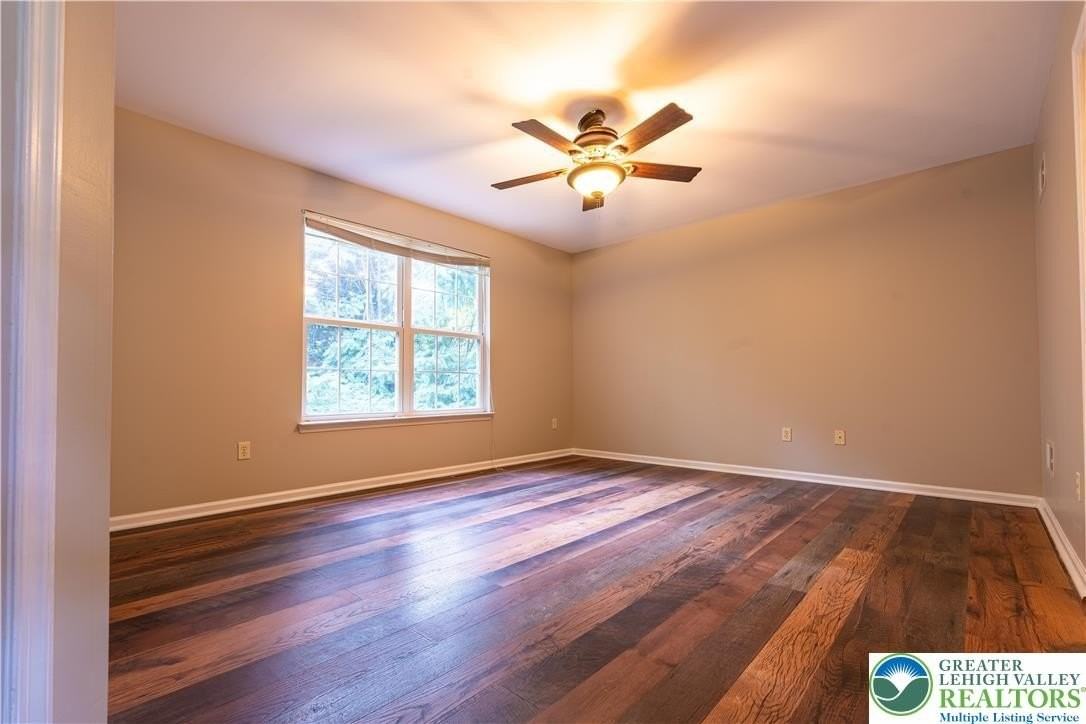 127 Highlands Cir - Photo 7 of 27