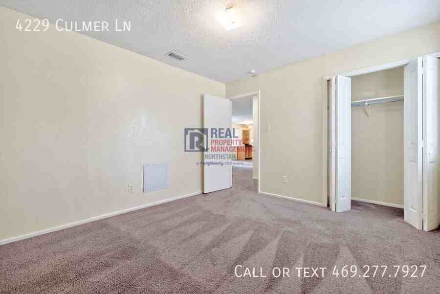 4229 Culmer Ln - Photo 6 of 27