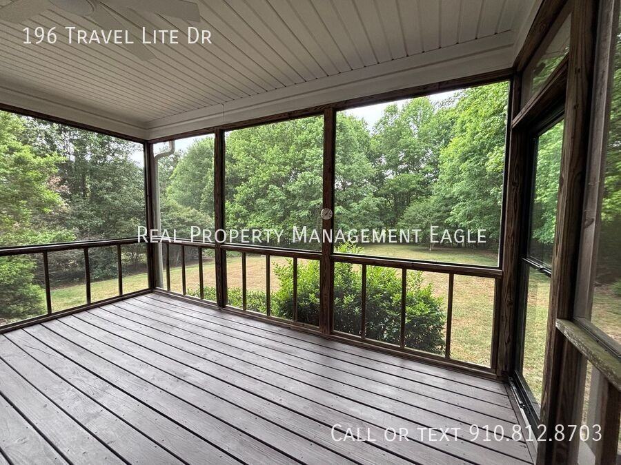 196 Travel Lite Dr - Photo 6 of 32