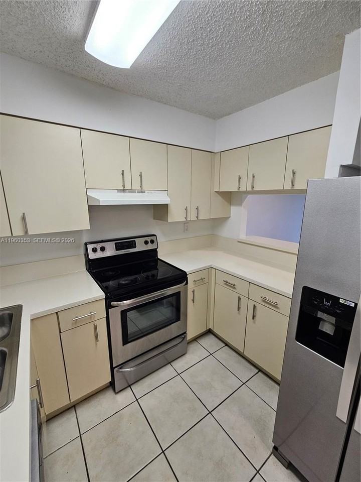 14951 Sw 82nd Ln #17-504 - Photo 2 of 17