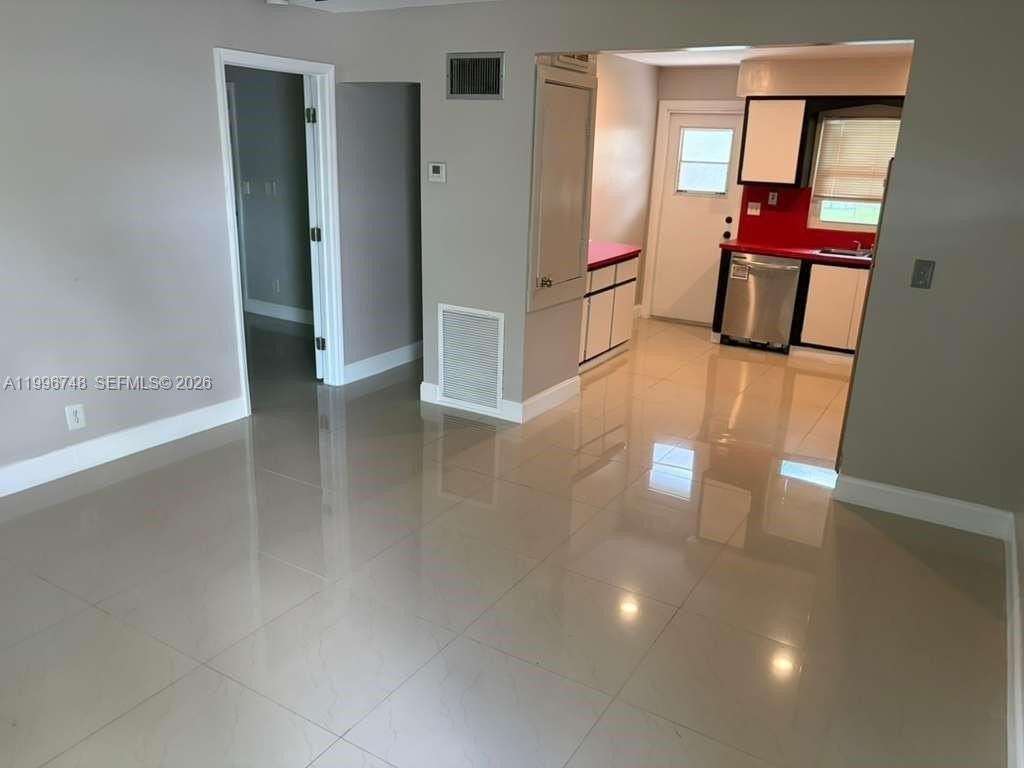 2698 Nw 65th Ave #2704 - Photo 7 of 14