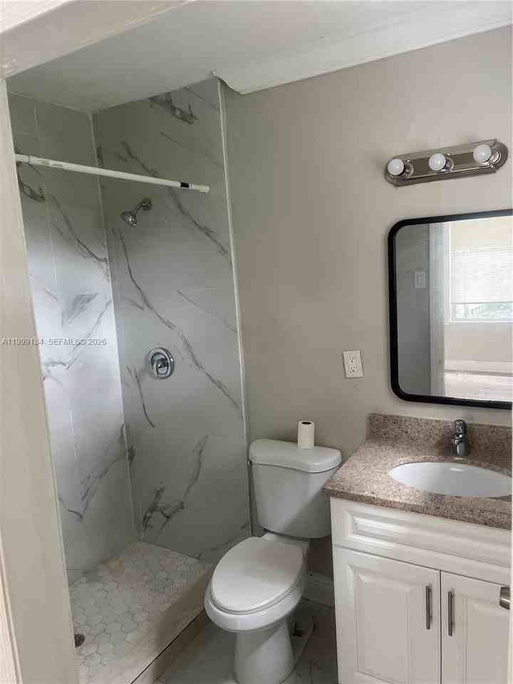 1080 Carolina Ave #1 - Photo 4 of 4