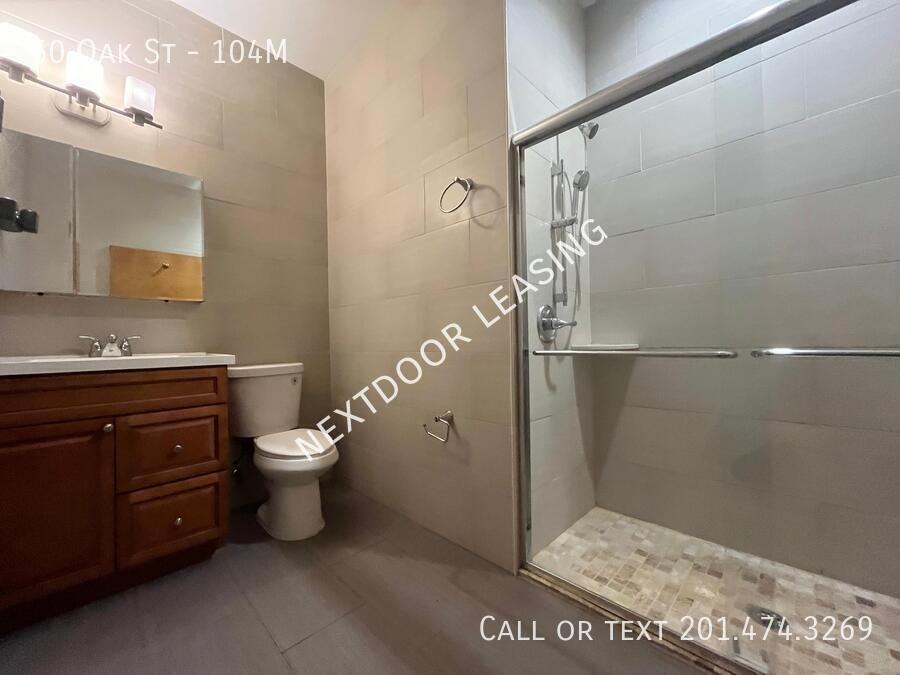 50 Oak St #104M - Photo 5 of 11