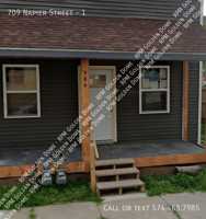 featured image of 709 Napier St #1