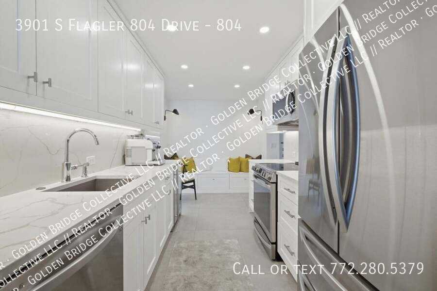 3901 S Flagler 804 Drive #804 - Photo 2 of 8