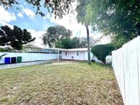 525 Nw 15th Ter - Photo 1 of 1