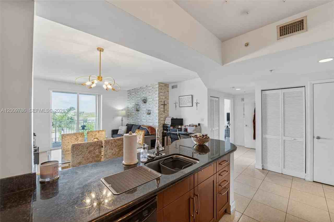 7266 Sw 88th St #A403 - Photo 7 of 32