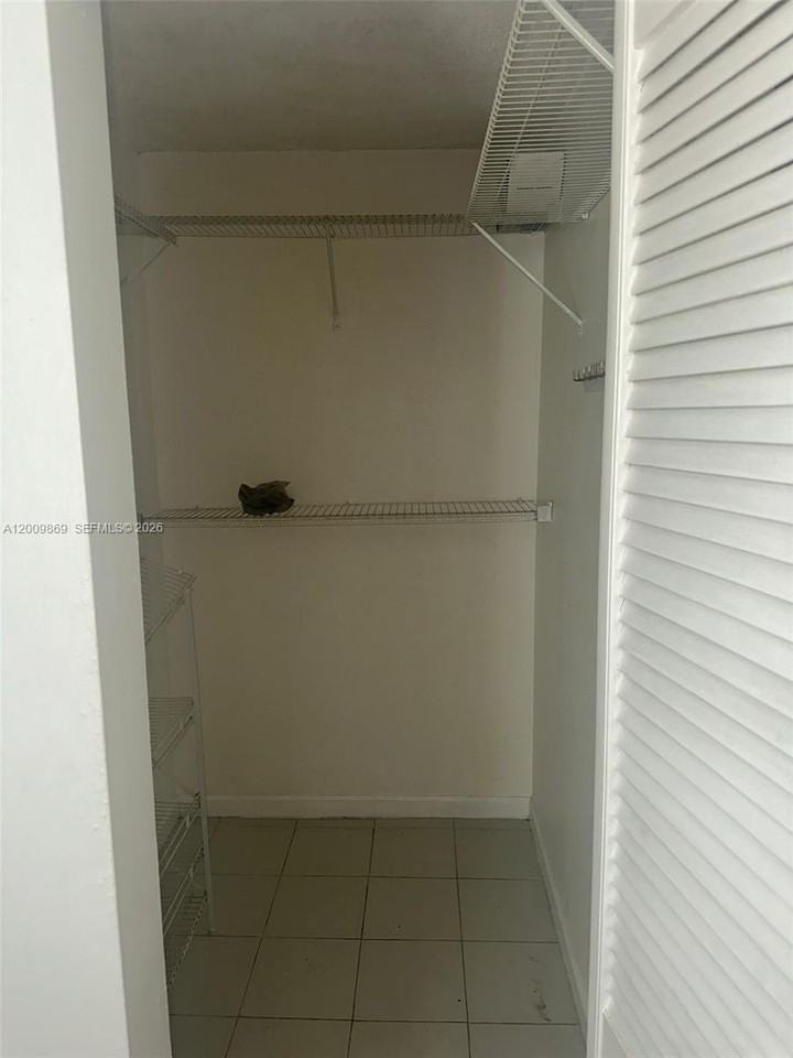7000 Nw 186th St #4-126A - Photo 7 of 8