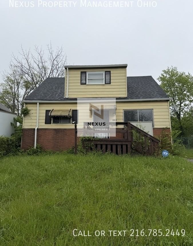 3337 E 130th St - Photo 2 of 10