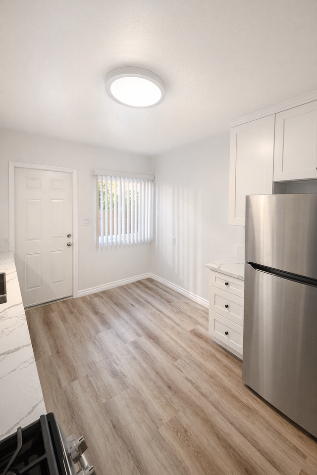 4061 Ohio St - Photo 5 of 17
