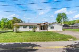 featured image of 865 N Ulmer St