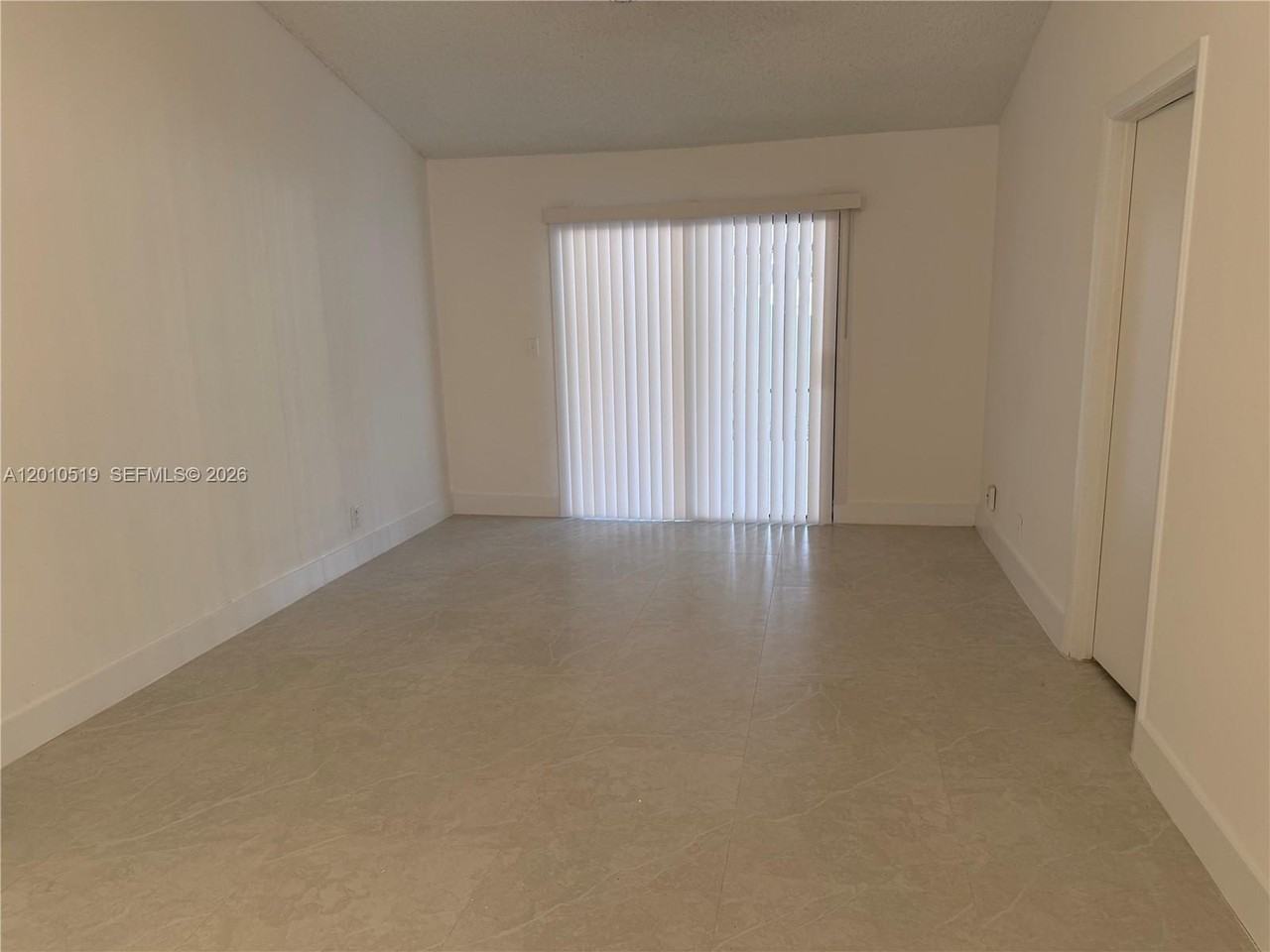 3548 Nw 111th Ter - Photo 3 of 12