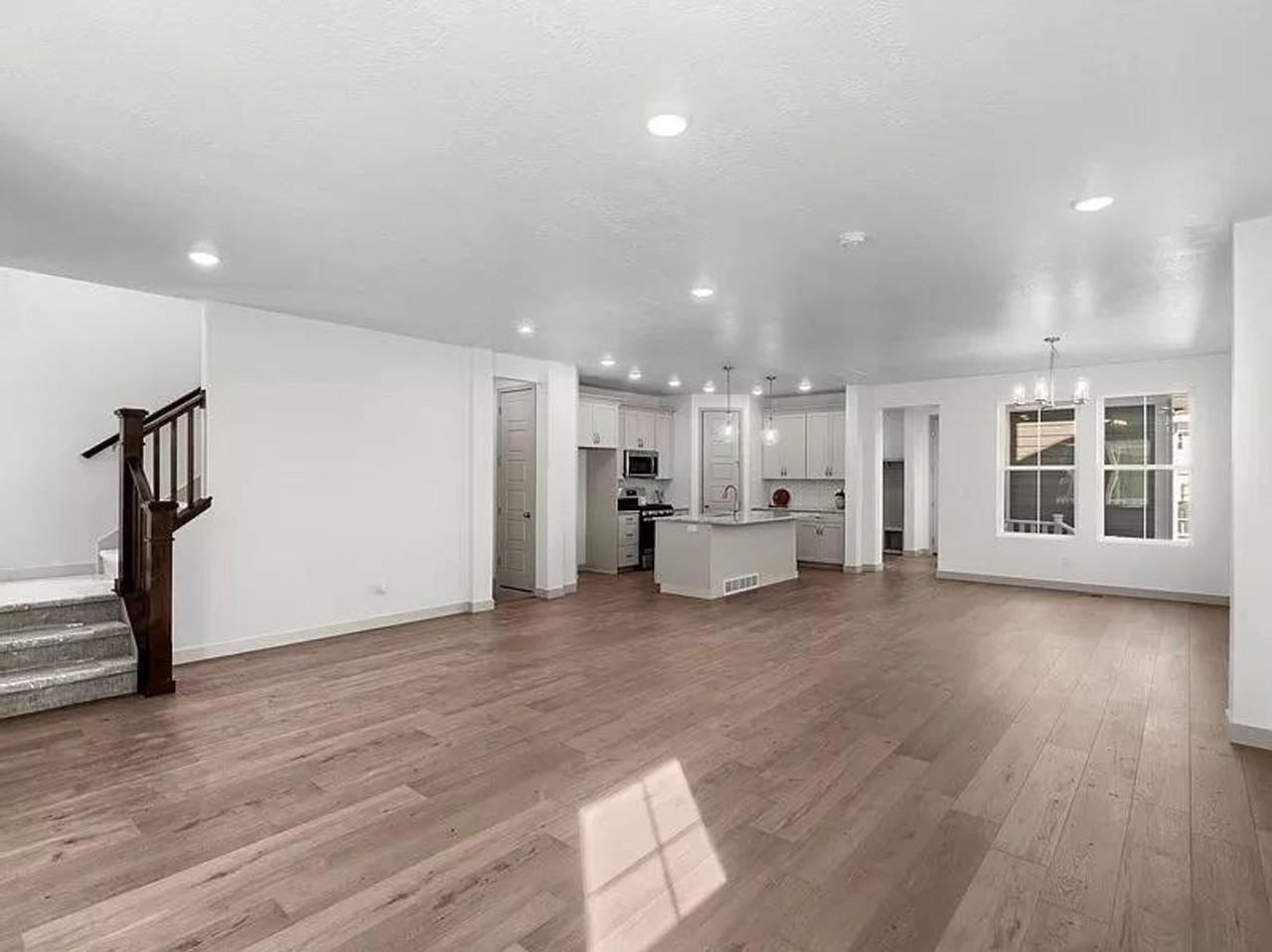 11576 S Dorian Dr - Photo 5 of 22