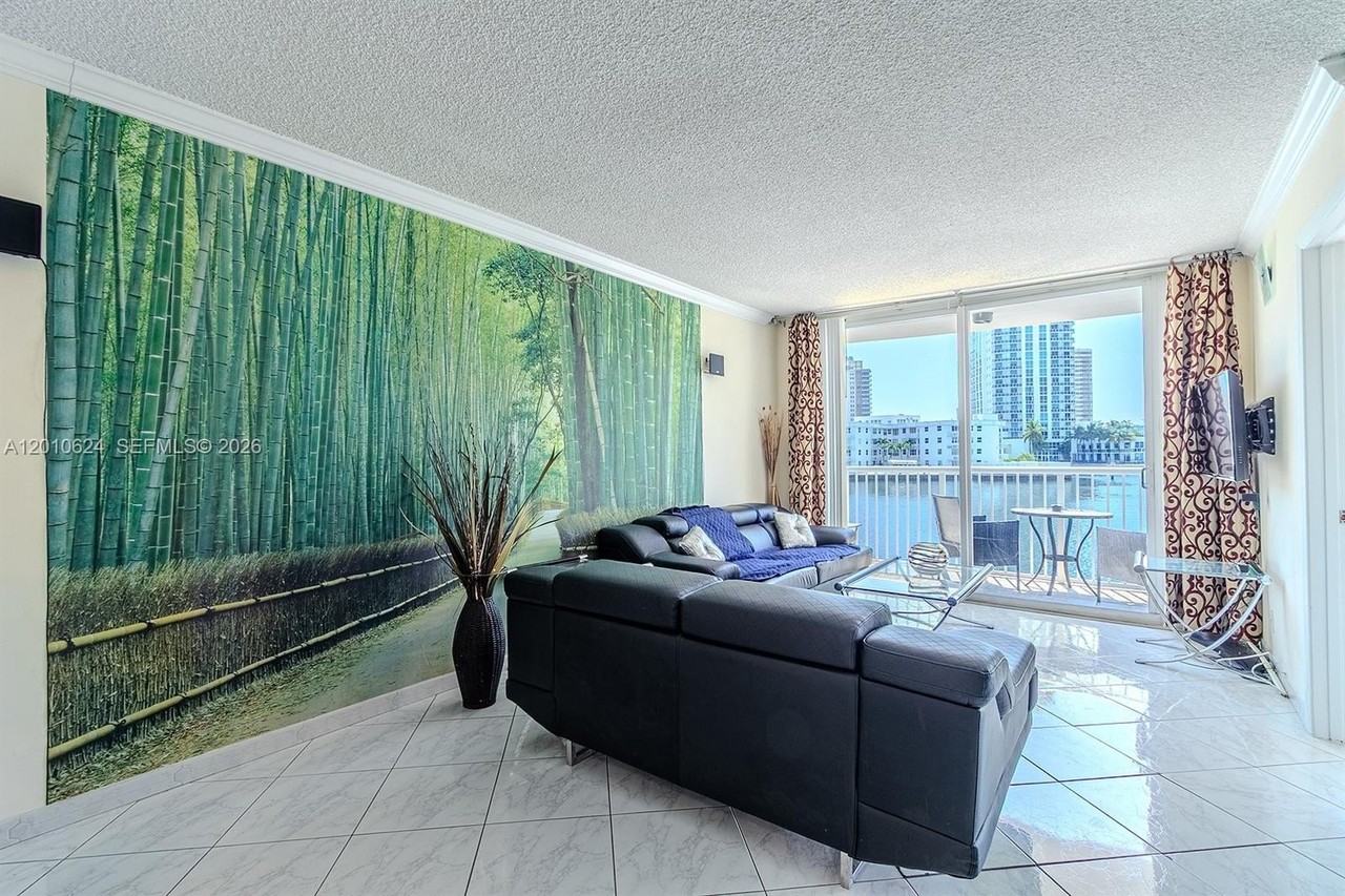 121 Golden Isles Dr #104 - Photo 7 of 43