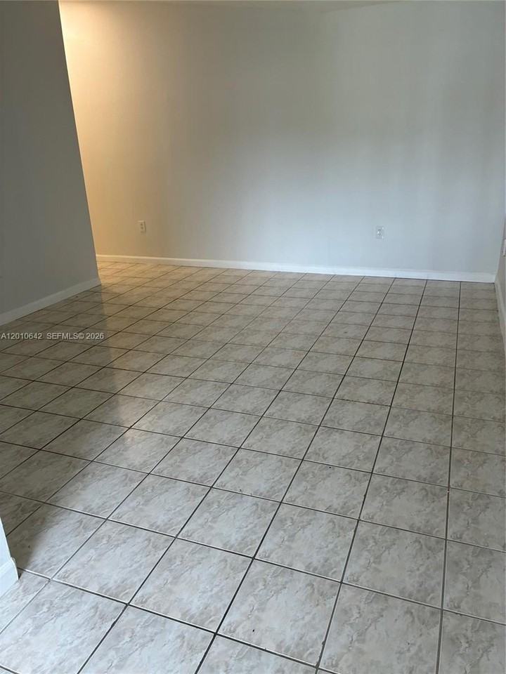 7640 Sw 153rd Ct #207 - Photo 6 of 8