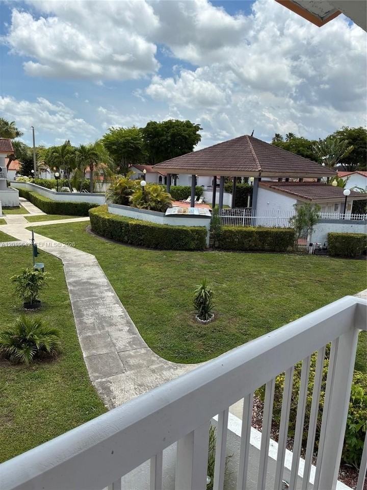 7640 Sw 153rd Ct #207 - Photo 7 of 8