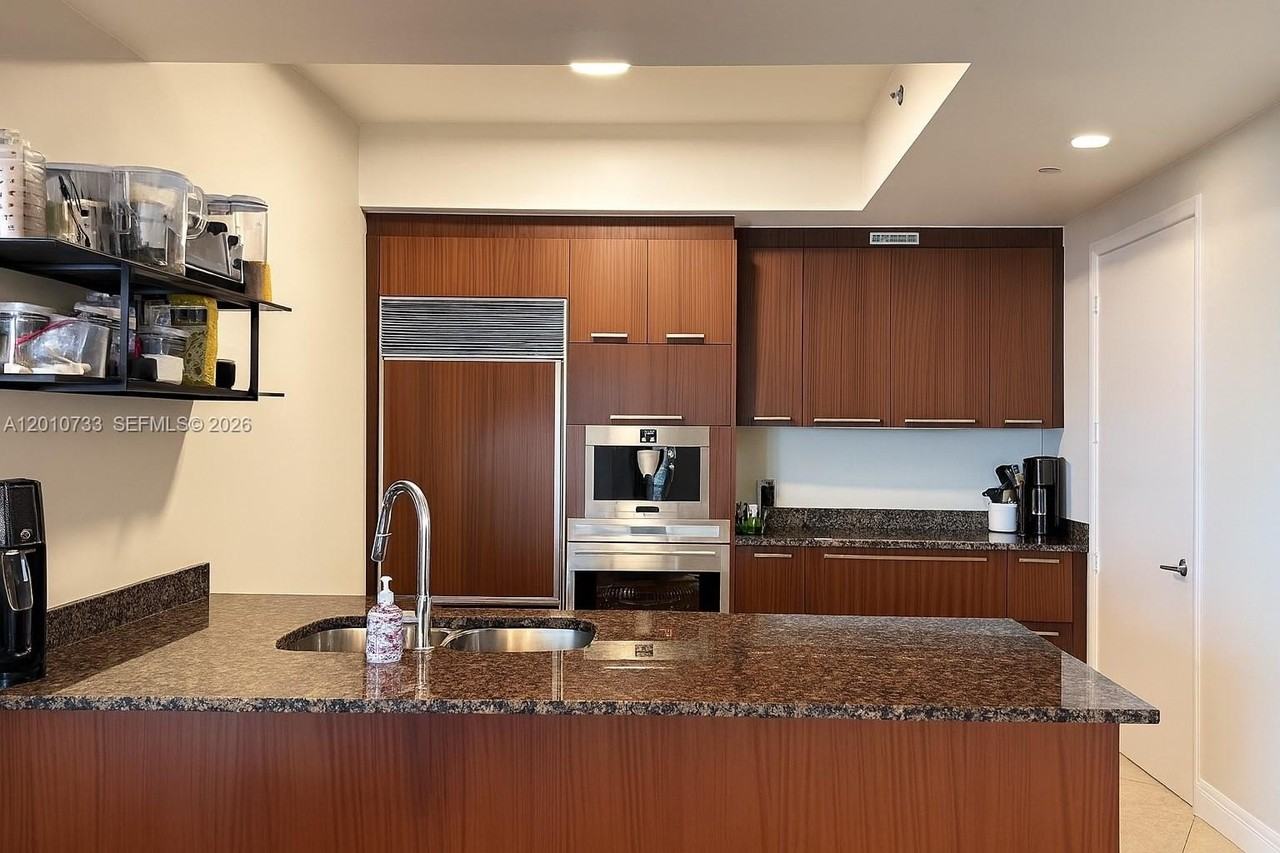 15901 Collins Ave #1203 - Photo 7 of 39