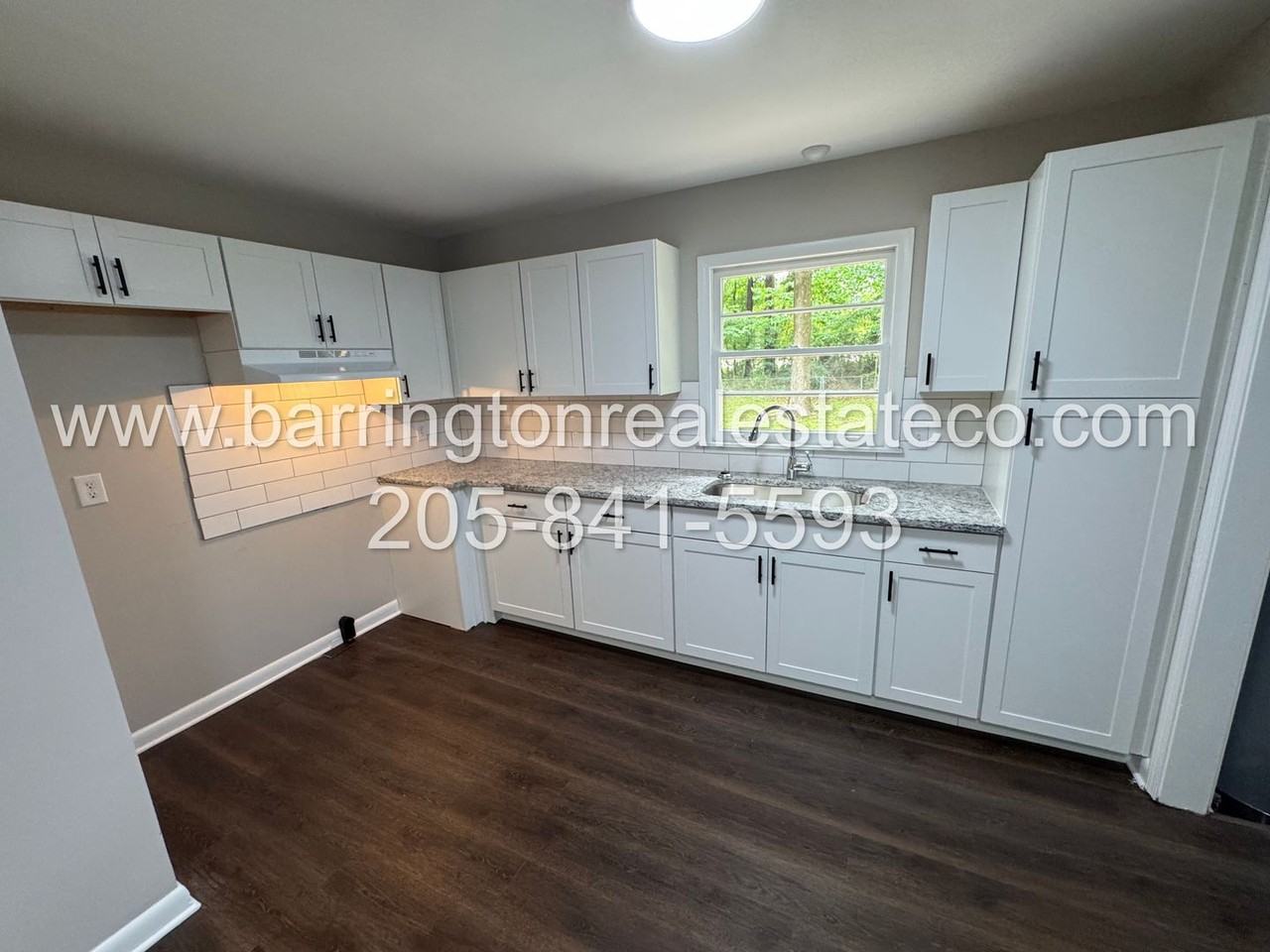 1720 2nd St Ne - Photo 4 of 6