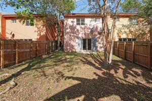 featured image of 631 Sw 10th St