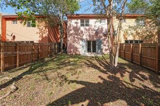 631 Sw 10th St - Photo 1 of 1